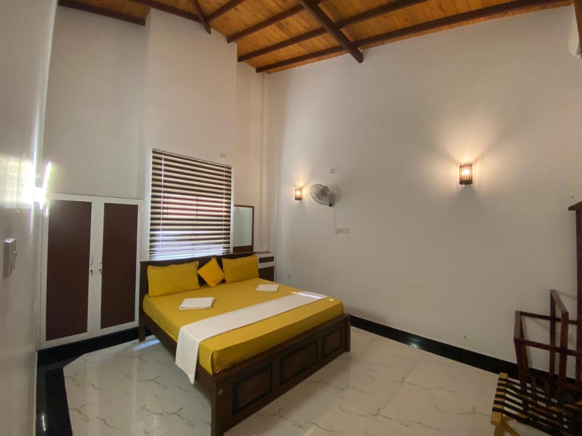 The Kingslayer Resort Negombo Exterior foto